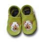 Preview: Krabbelschuhe Hund auf grün